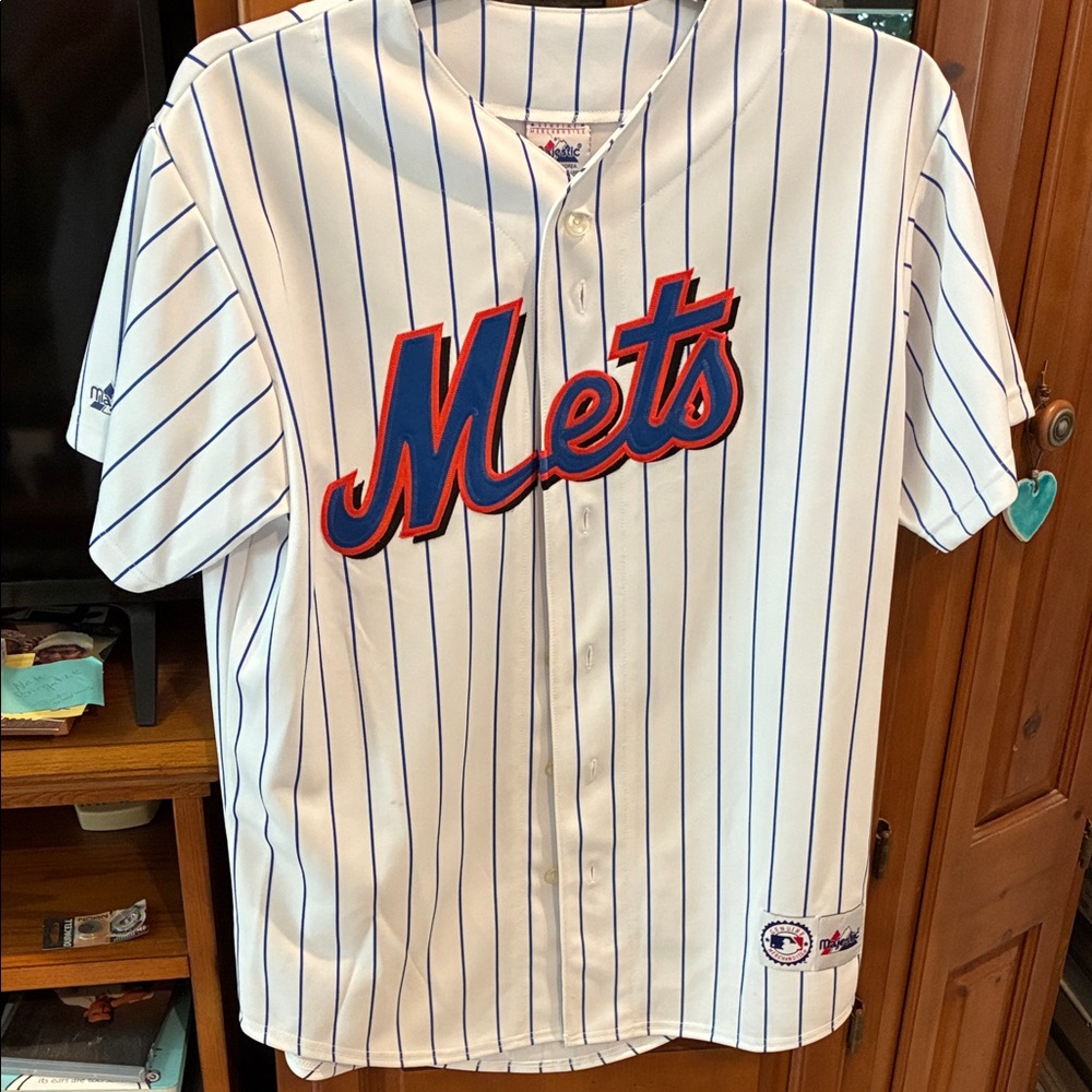 New York Mets Jersey. In great condition. This is a Large